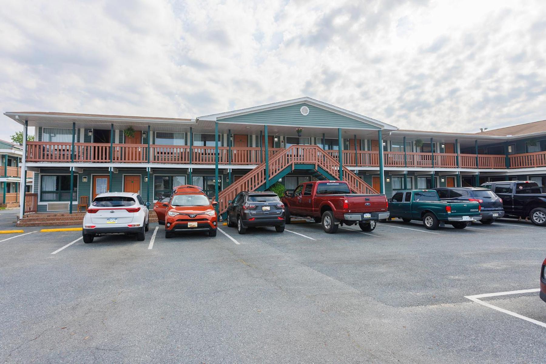 Atlantic Shores Inn And Suites Chincoteague Exterior foto